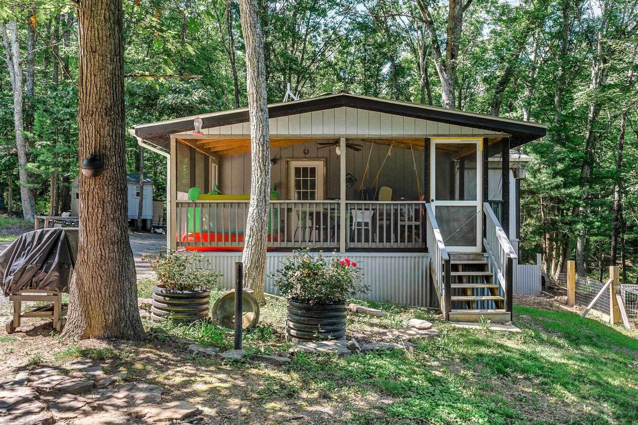 566 Mountain Laurel Ln - Photo 1