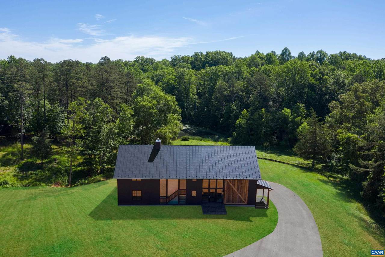 1041 Miller Farm Ln - Photo 1