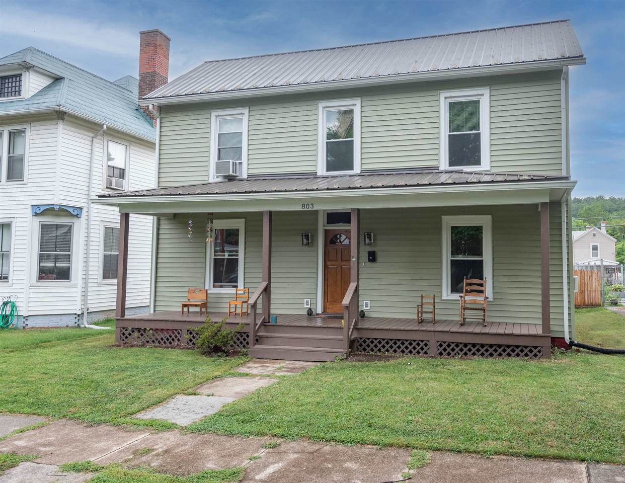 803 Mccormick Blvd - Photo 1