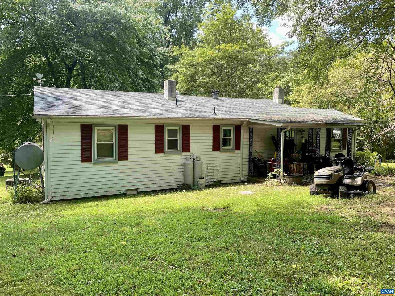109 Poplar Rdg - Photo 1