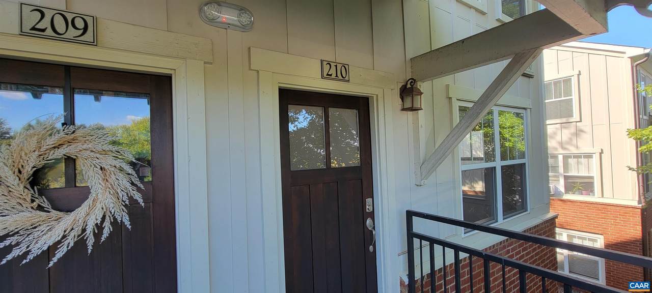 1850 Candlewood Ct - Photo 1