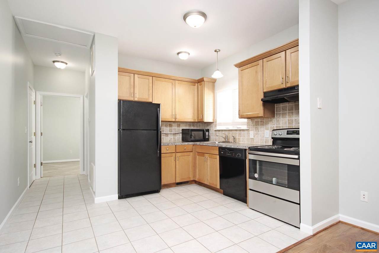 509 Paton St - Photo 1