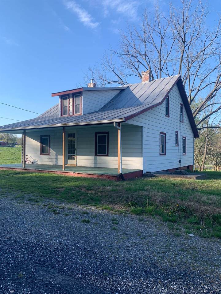 9 Seven Springs Ln - Photo 1