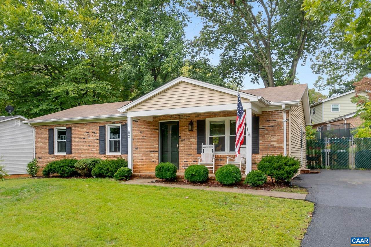 102 Middlesex Dr - Photo 1