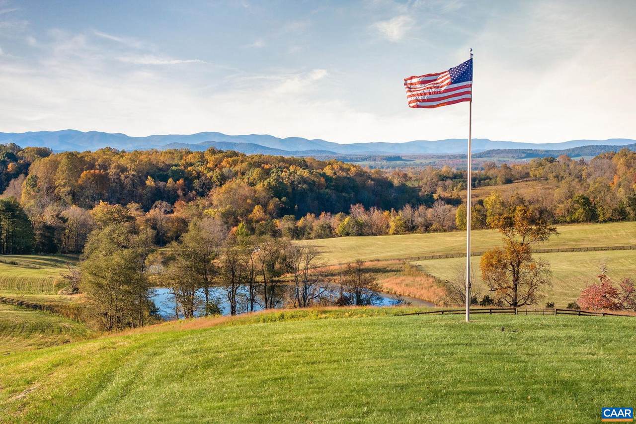 https://bt-photos.global.ssl.fastly.net/cville/1280_boomver_1_658424-2.jpg