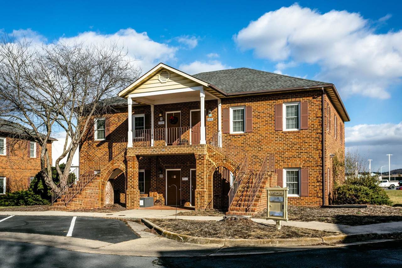 36 Southgate Ct - Photo 1