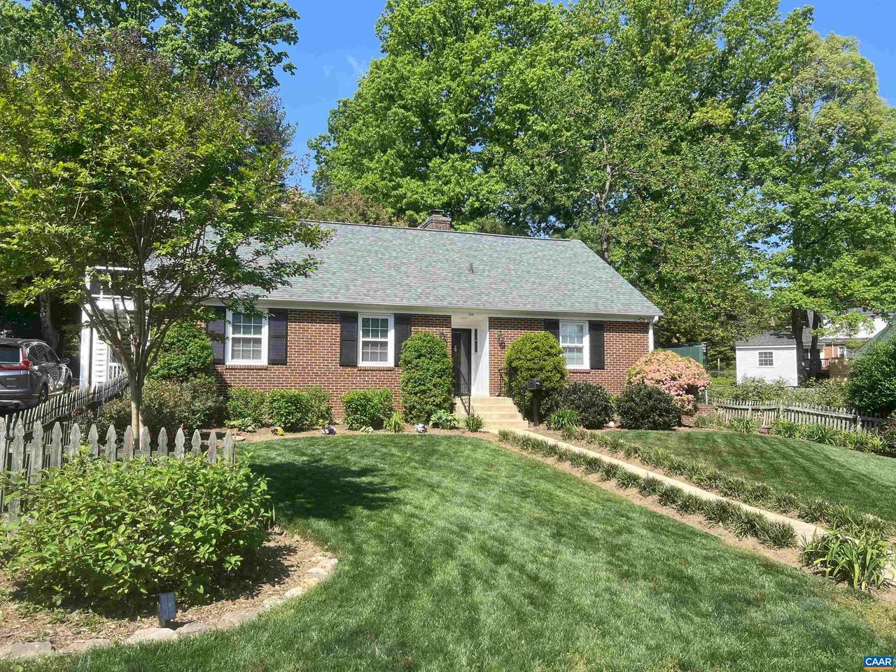 104 Lewis Mountain Cir - Photo 1