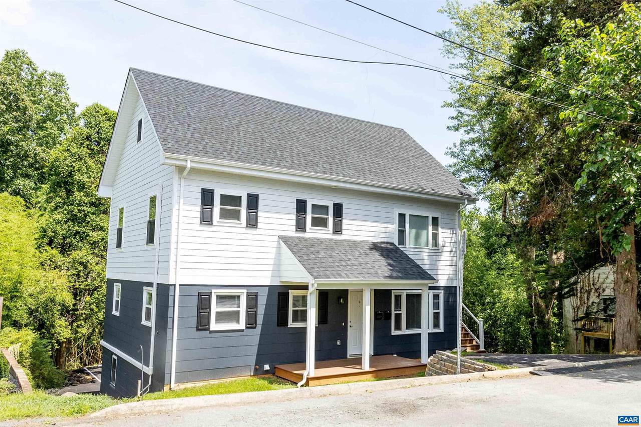 2228 Center Ave - Photo 1