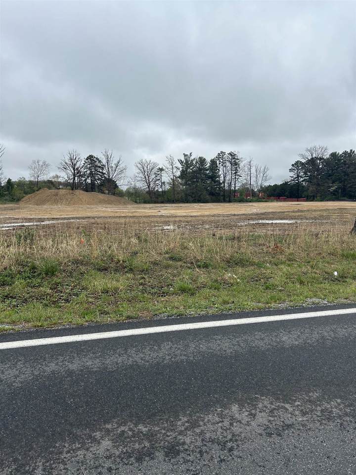  Johnson Dr - Photo 1