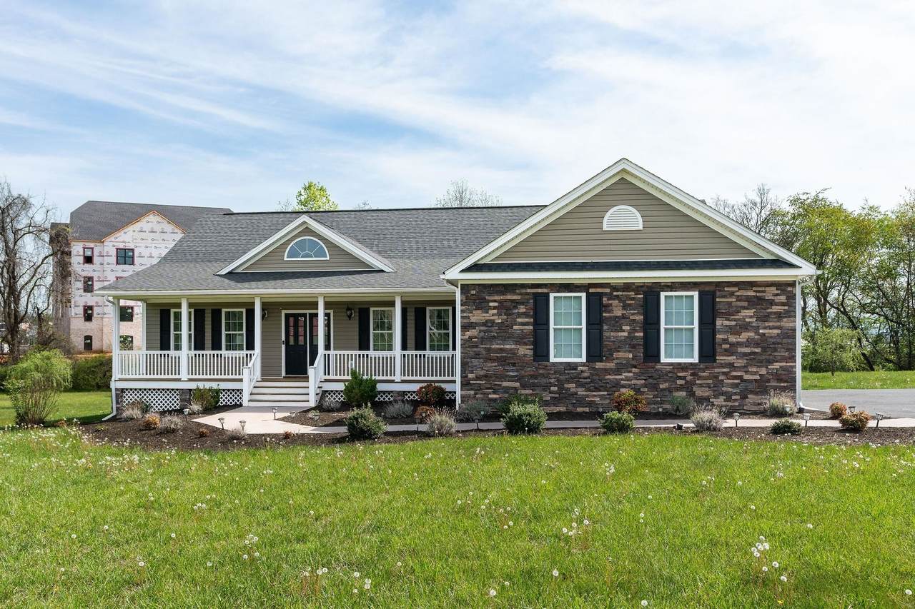82 Willow Ln - Photo 1