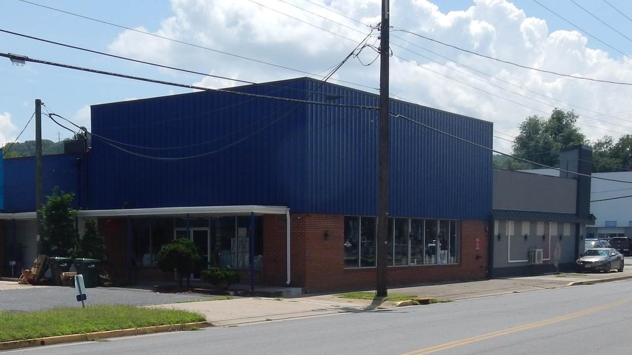 https://bt-photos.global.ssl.fastly.net/cville/1280_boomver_1_667412-2.jpg