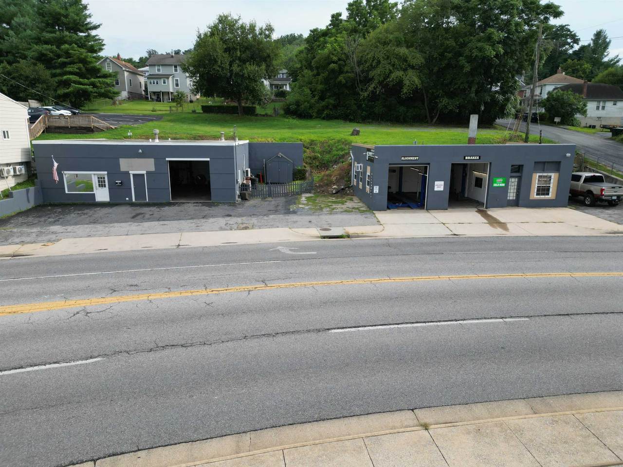 610 & 612 Middlebrook Ave - Photo 1