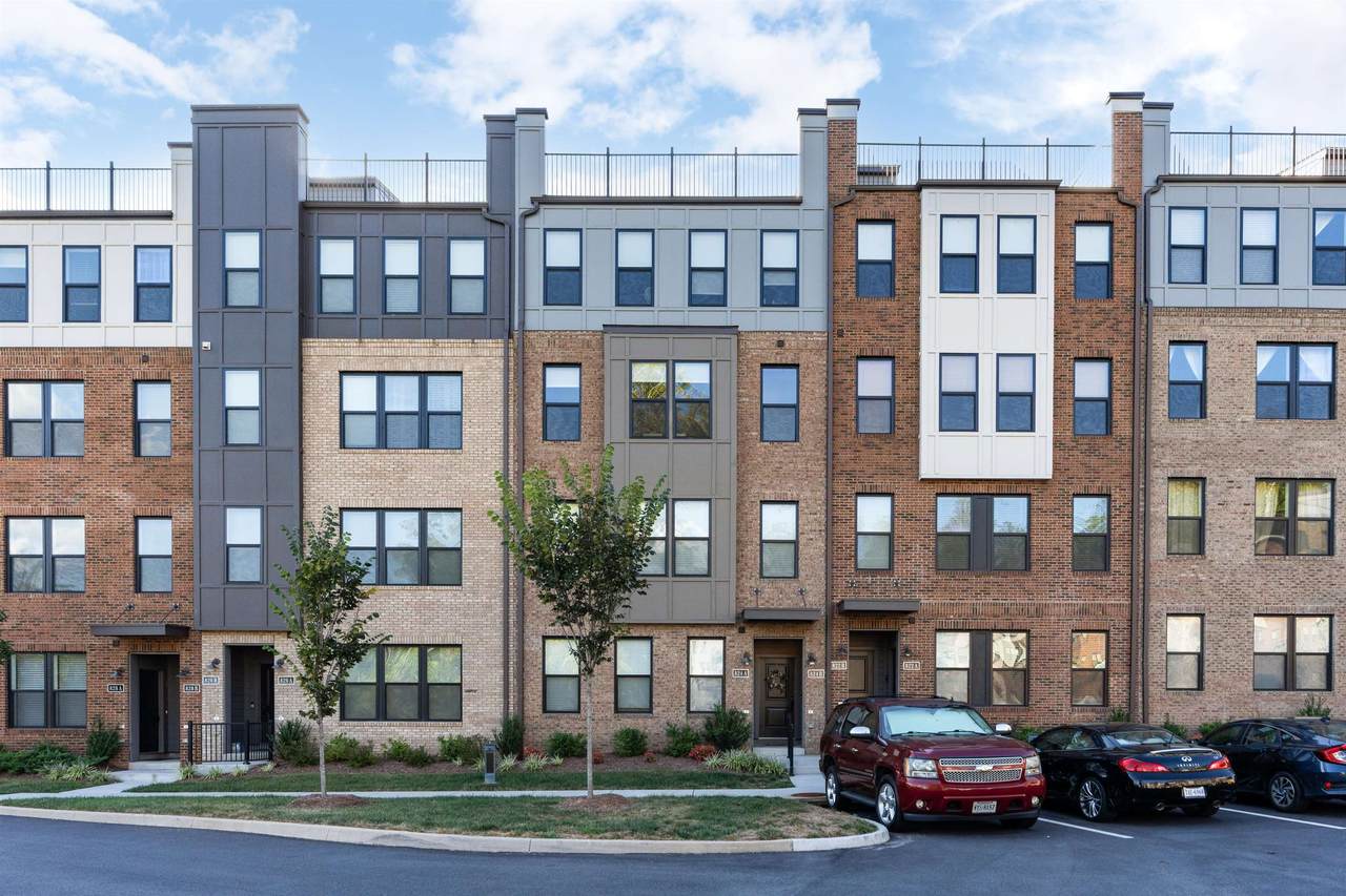 824 Wesley Ln - Photo 1