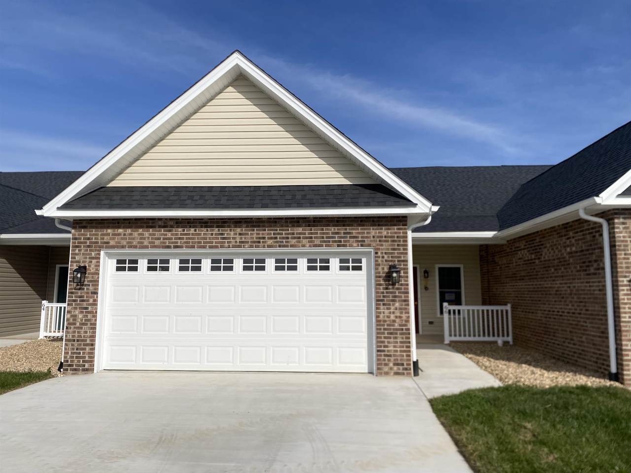 66 Fossil Dr - Photo 1