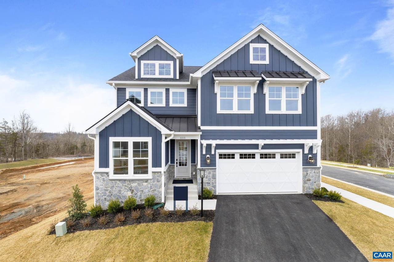 1115 Sablewood Dr - Photo 1