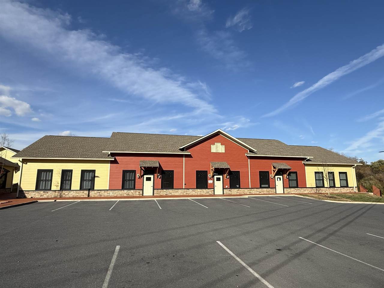 520 Lew Dewitt Blvd - Photo 1