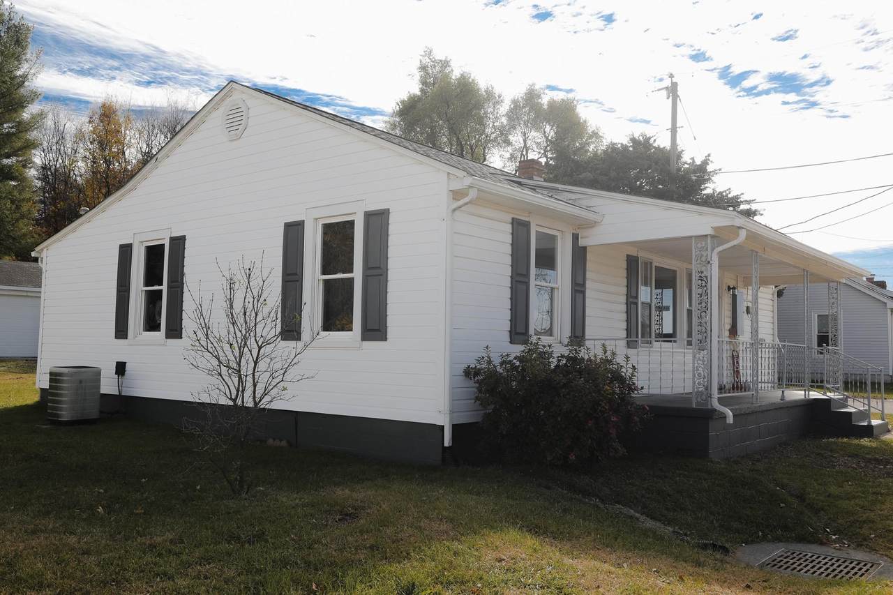 10 Bradley Ln - Photo 1