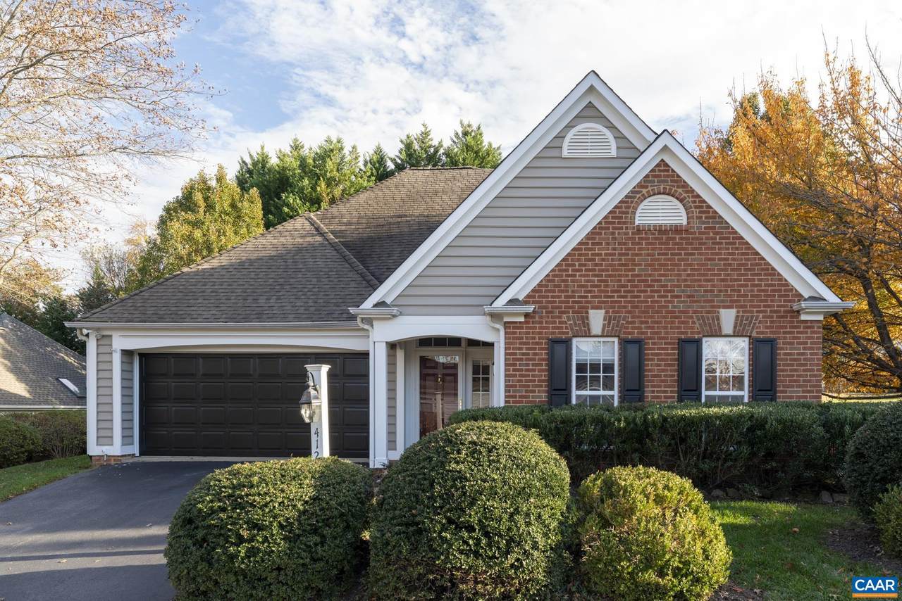 412 Heritage Ct - Photo 1