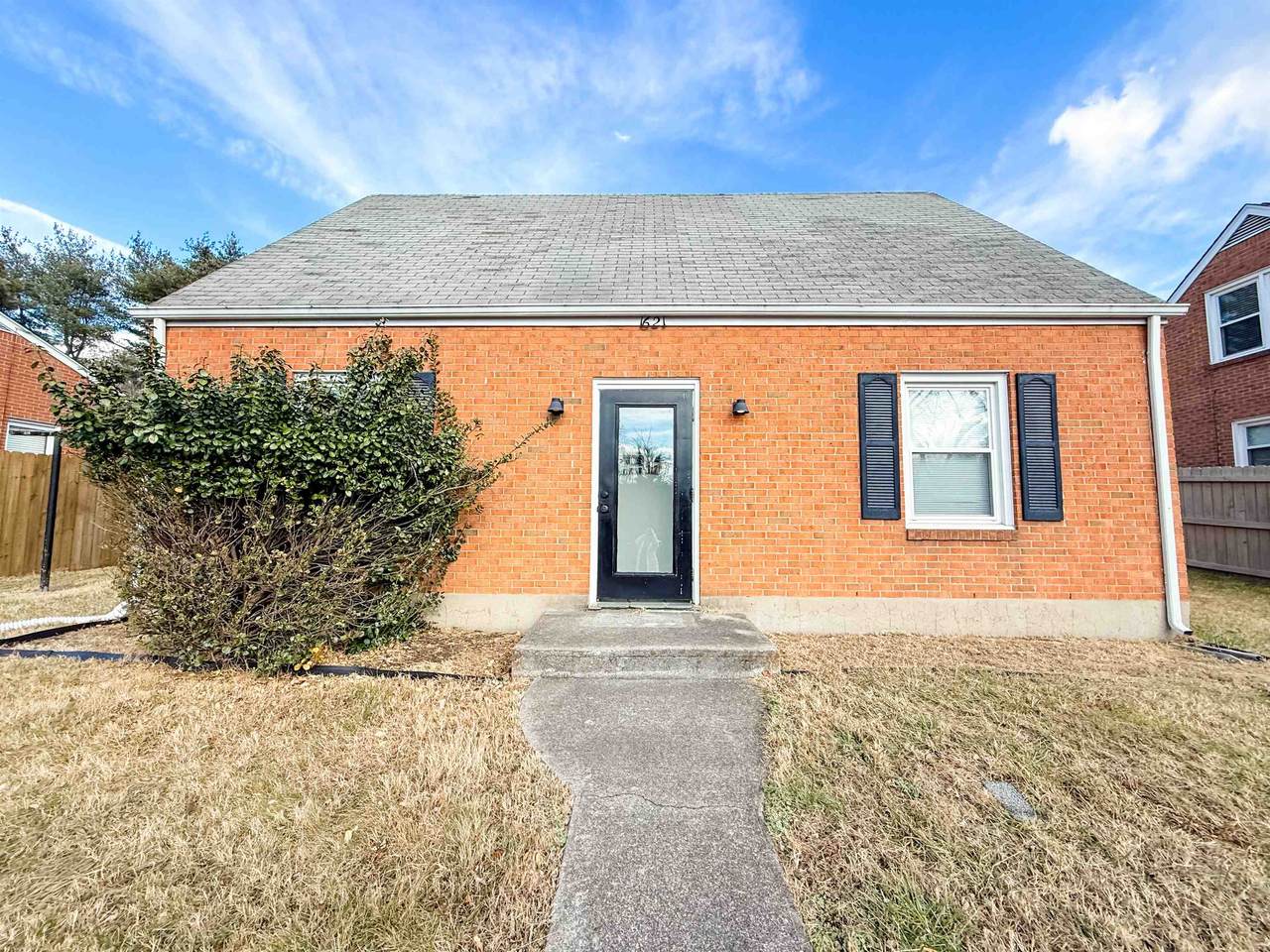 1621 Brandon Ave - Photo 1