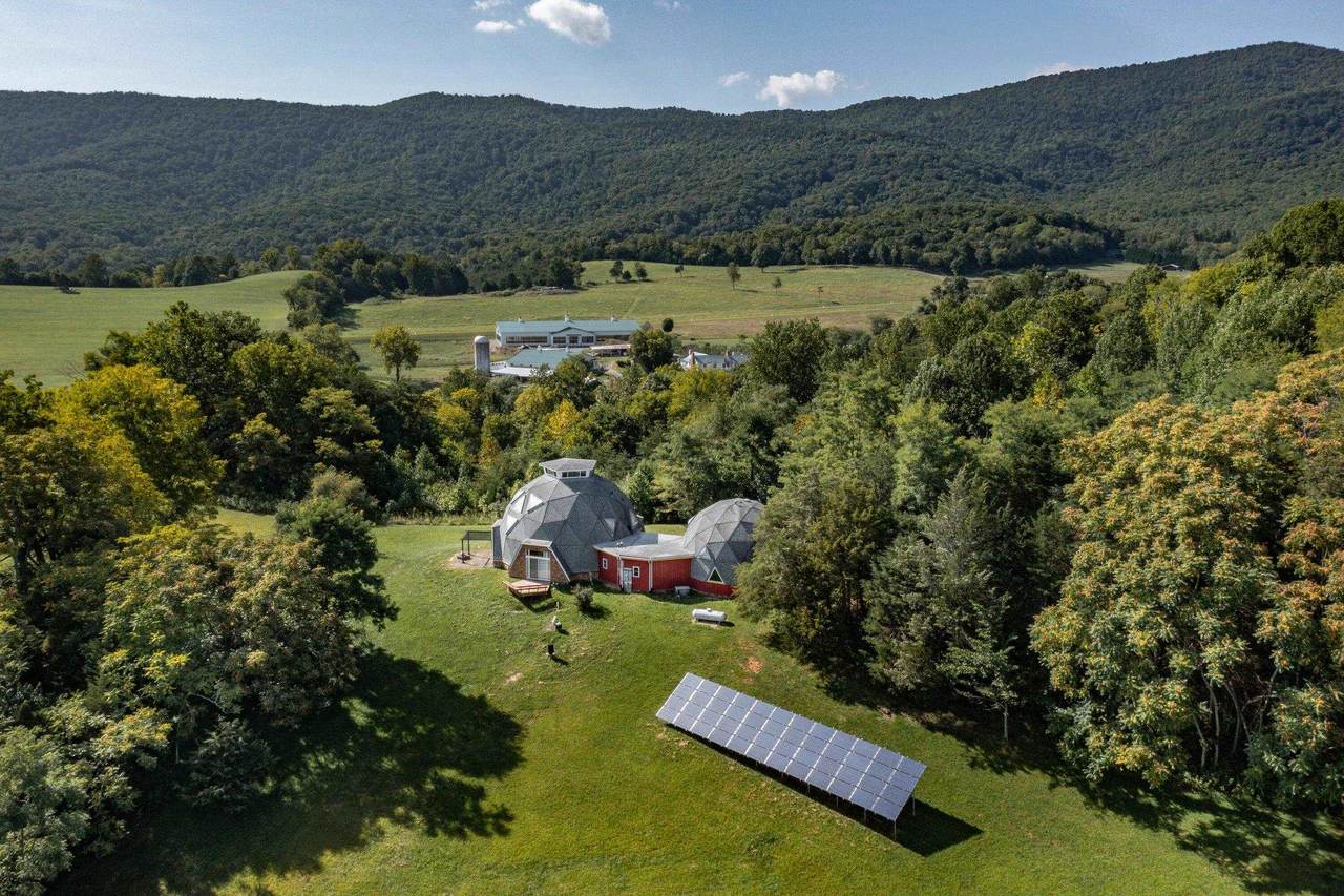 https://bt-photos.global.ssl.fastly.net/cville/1280_boomver_1_672254-2.jpg
