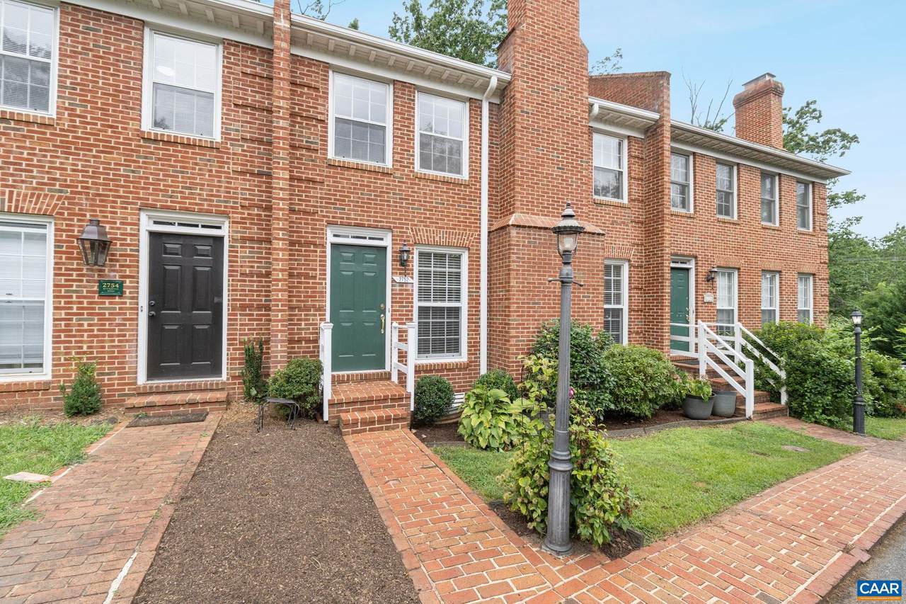 2752 Hydraulic Rd - Photo 1