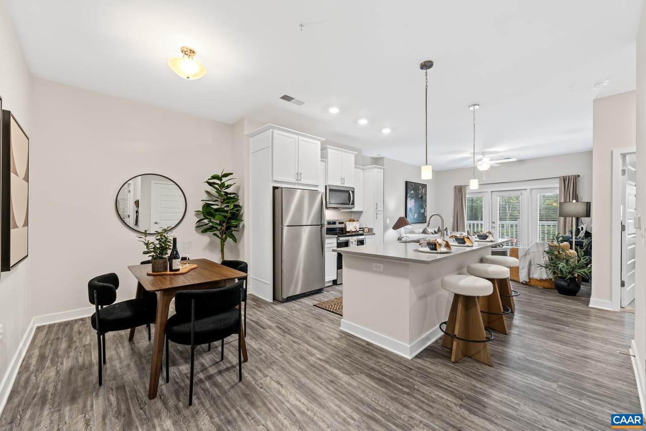 https://bt-photos.global.ssl.fastly.net/cville/1280_boomver_1_673929-2.jpg