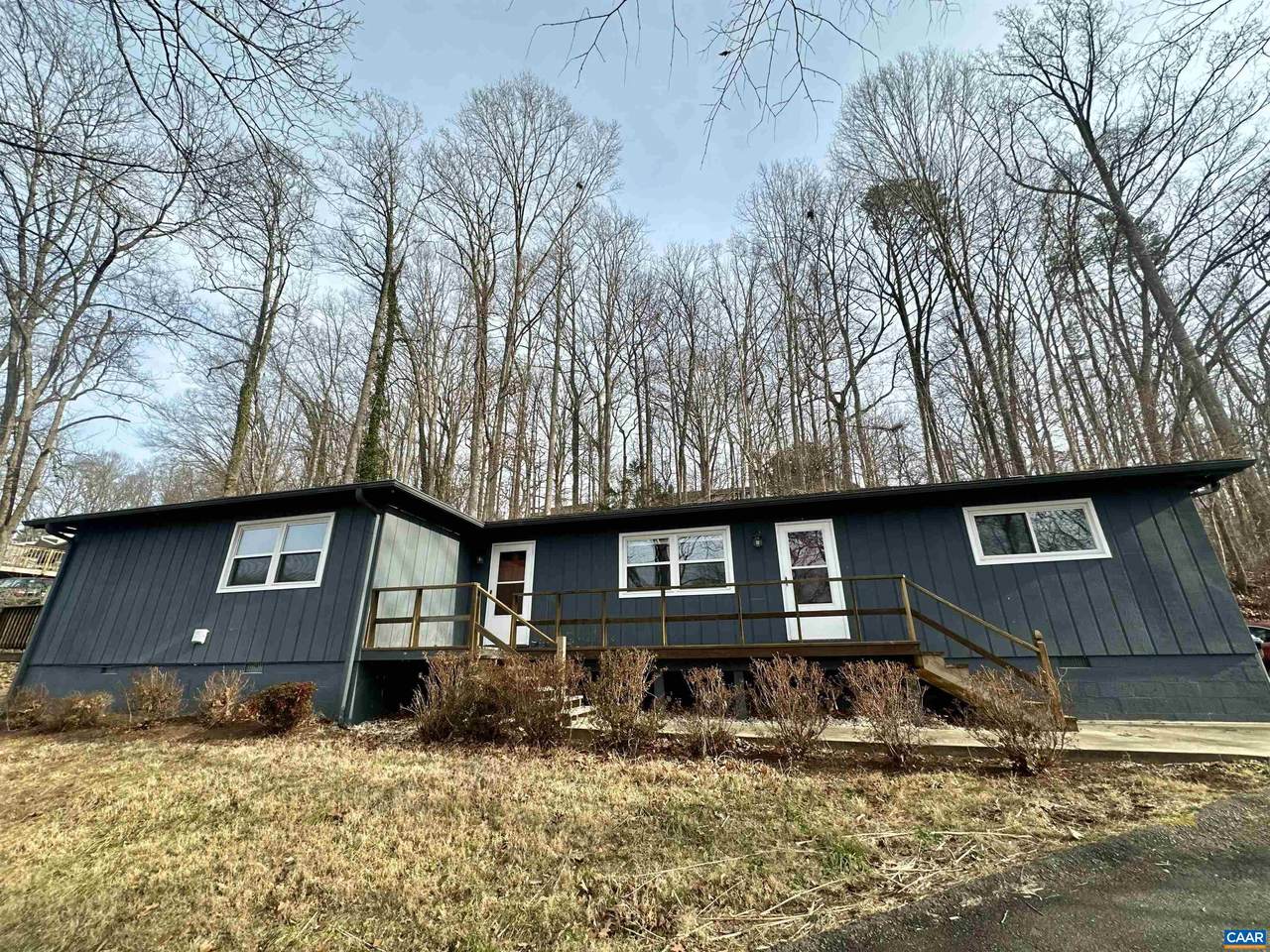 238 Sunset Ave - Photo 1