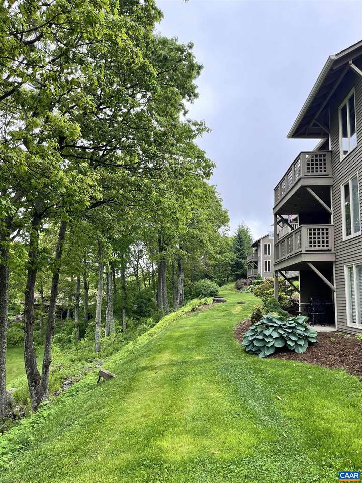 2052 Stone Ridge Condos - Photo 1