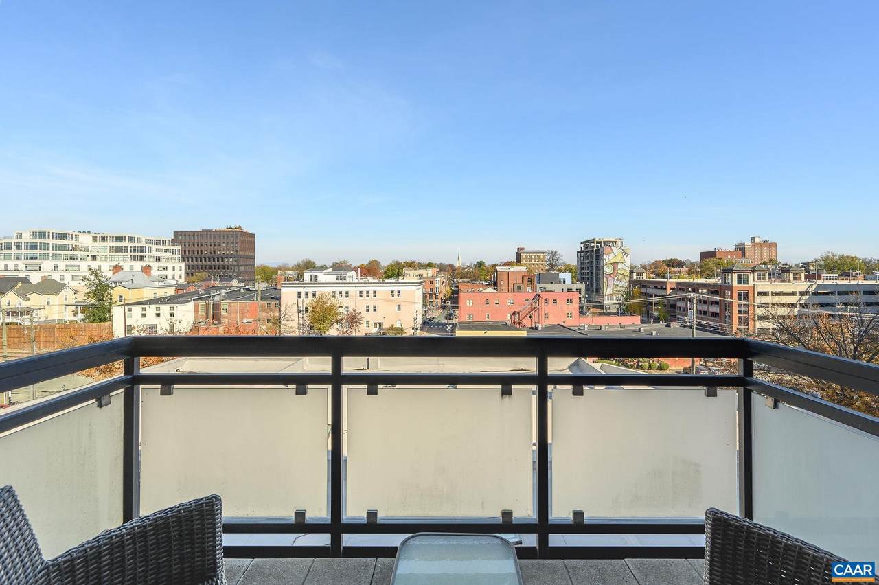 200 Garrett St - Photo 1