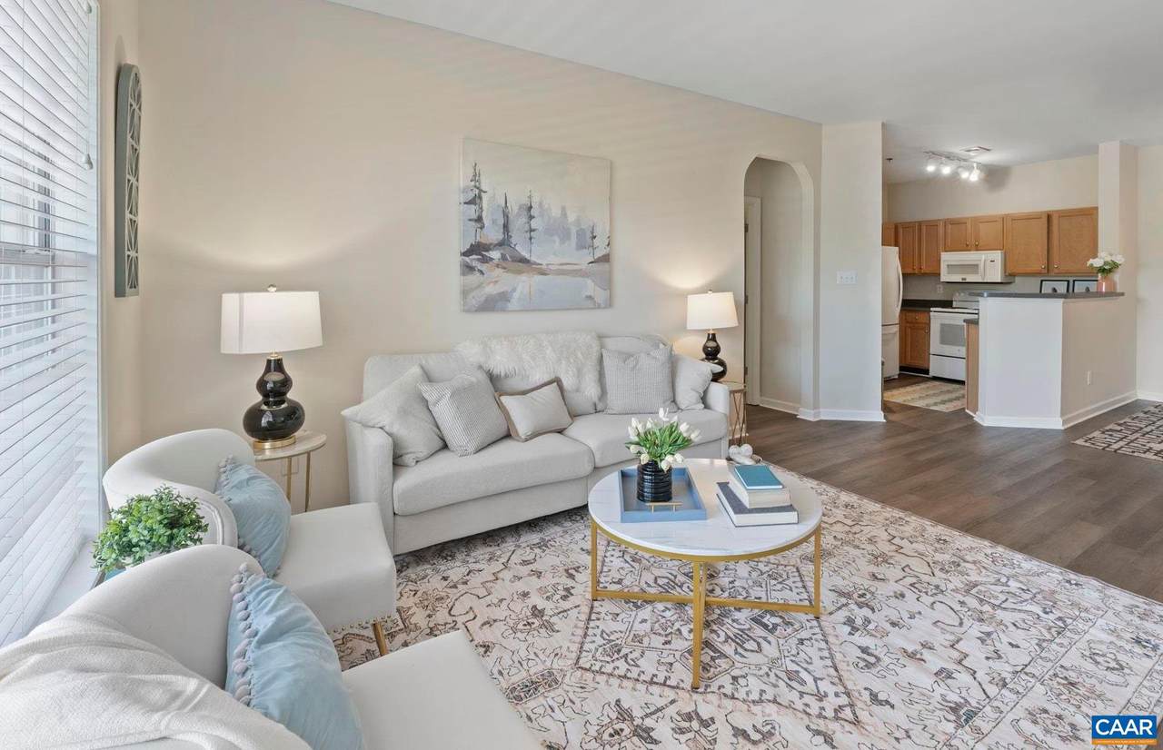 280 Riverbend Dr - Photo 1