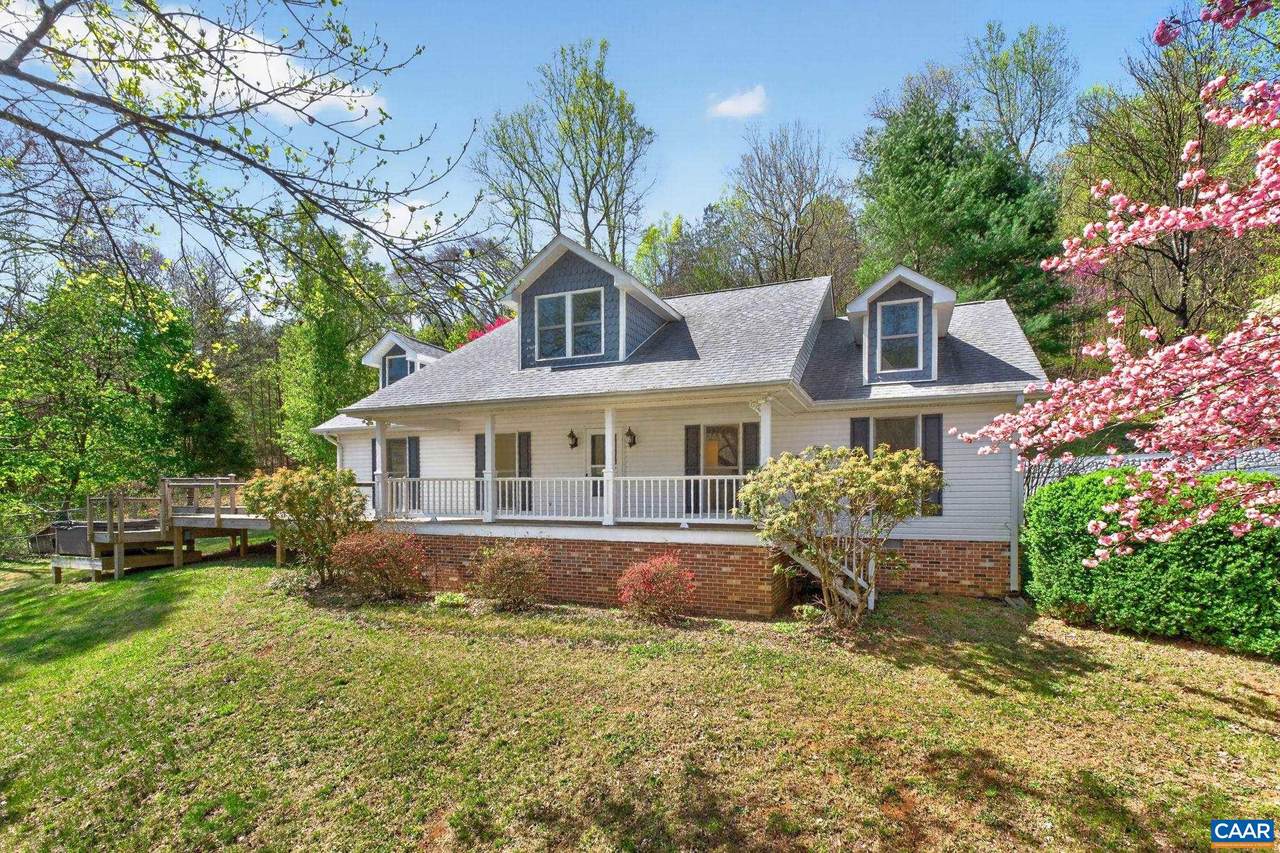 689 Mutton Hollow Rd - Photo 1