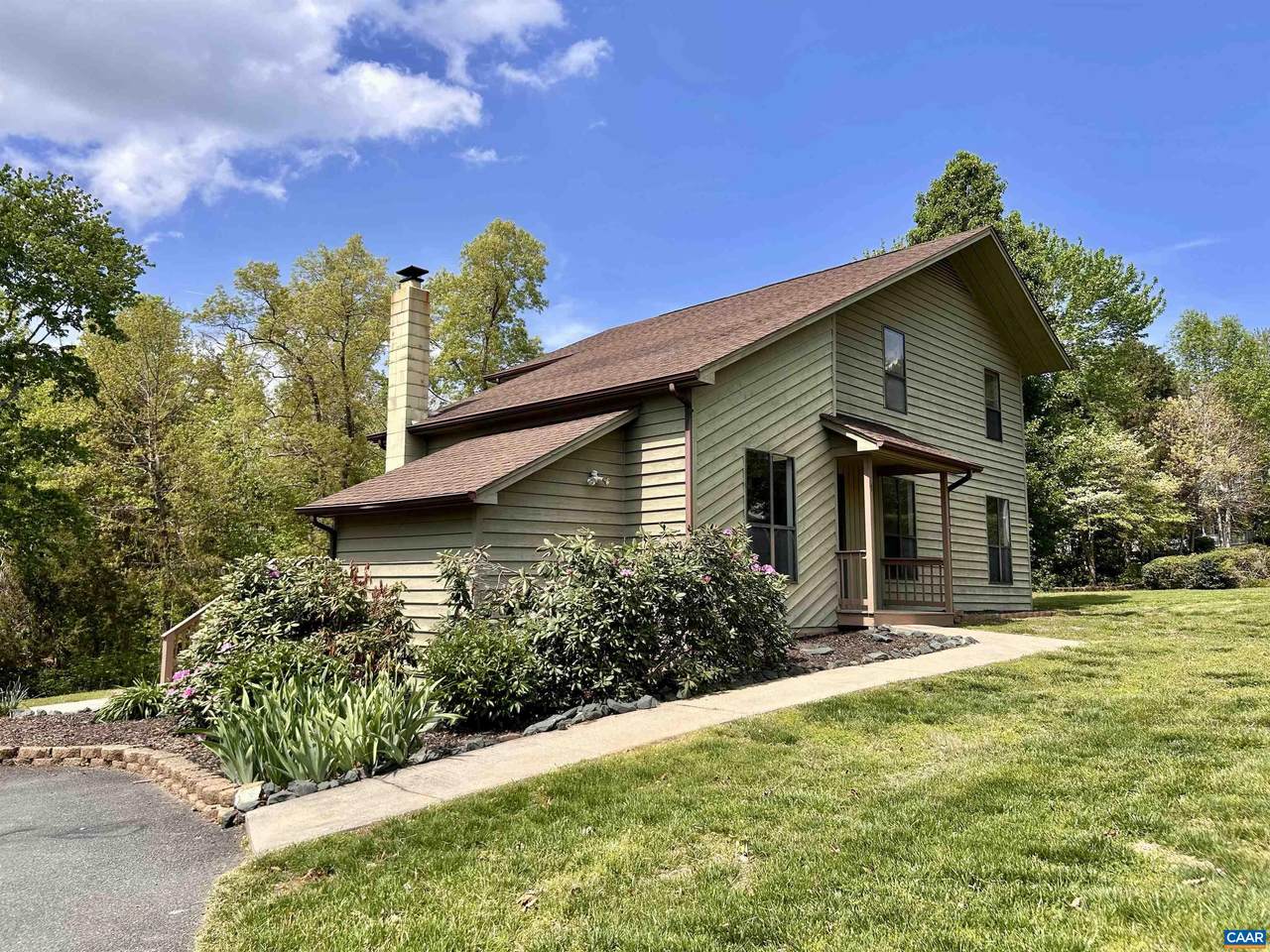 1 Old Mill Ct - Photo 1
