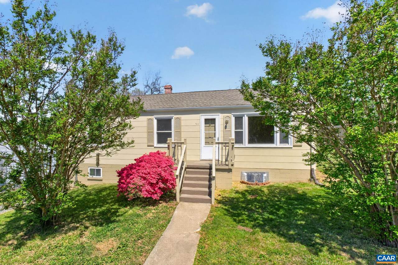 511 Stonehenge Ave - Photo 1