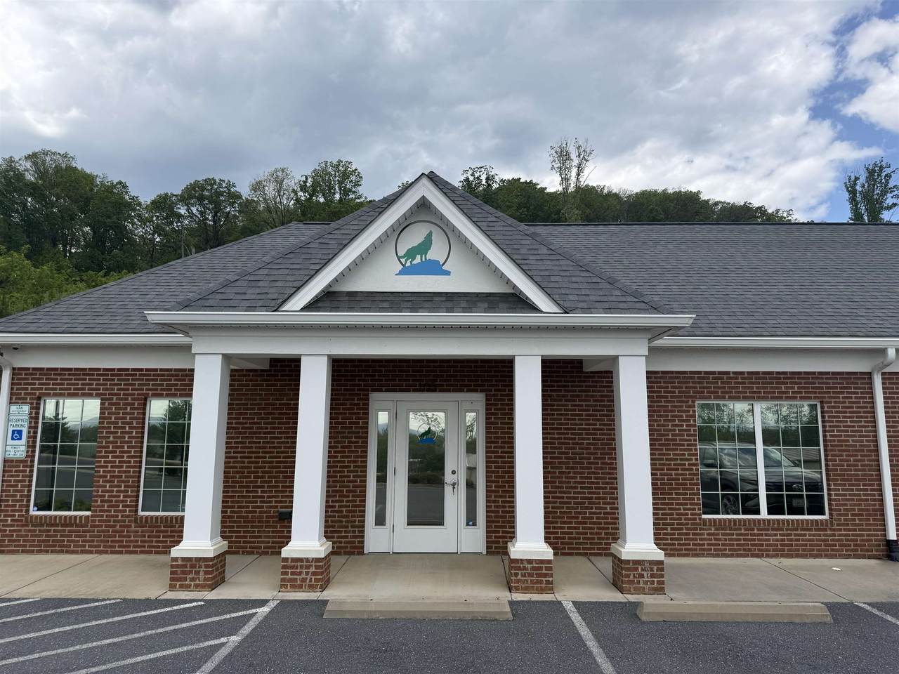 https://bt-photos.global.ssl.fastly.net/cville/1280_boomver_1_676232-2.jpg