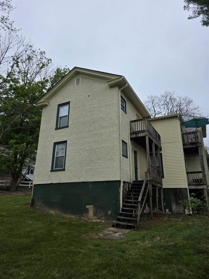 https://bt-photos.global.ssl.fastly.net/cville/1280_boomver_1_676816-2.jpg