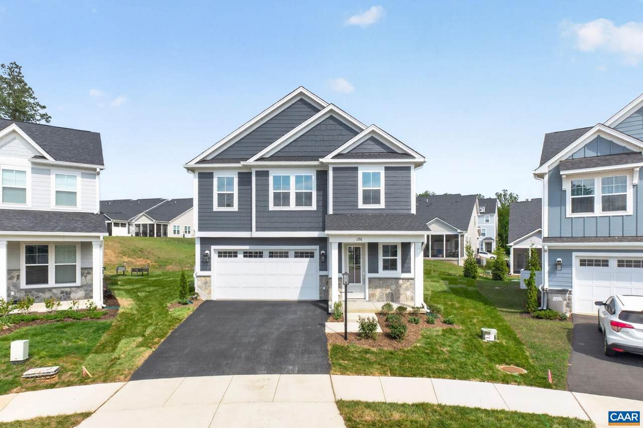 1198 Sablewood Dr - Photo 1