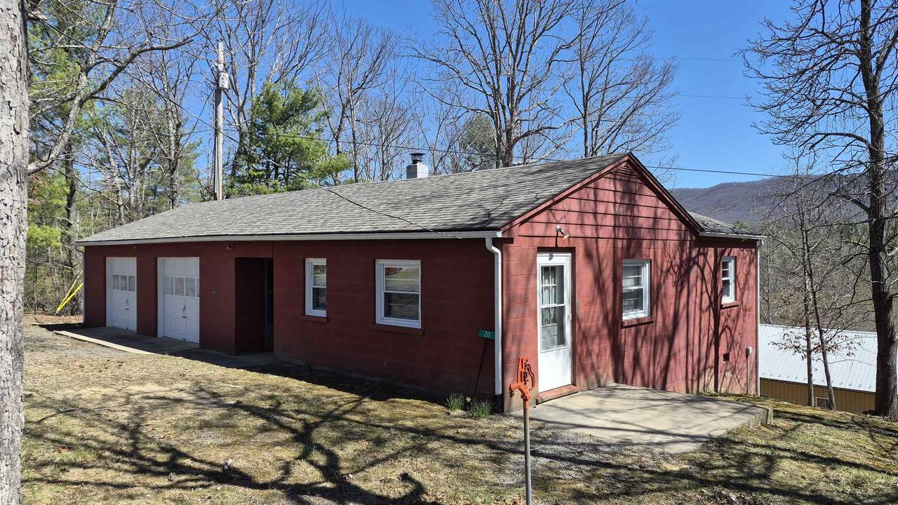 211 Watertank Rd - Photo 1