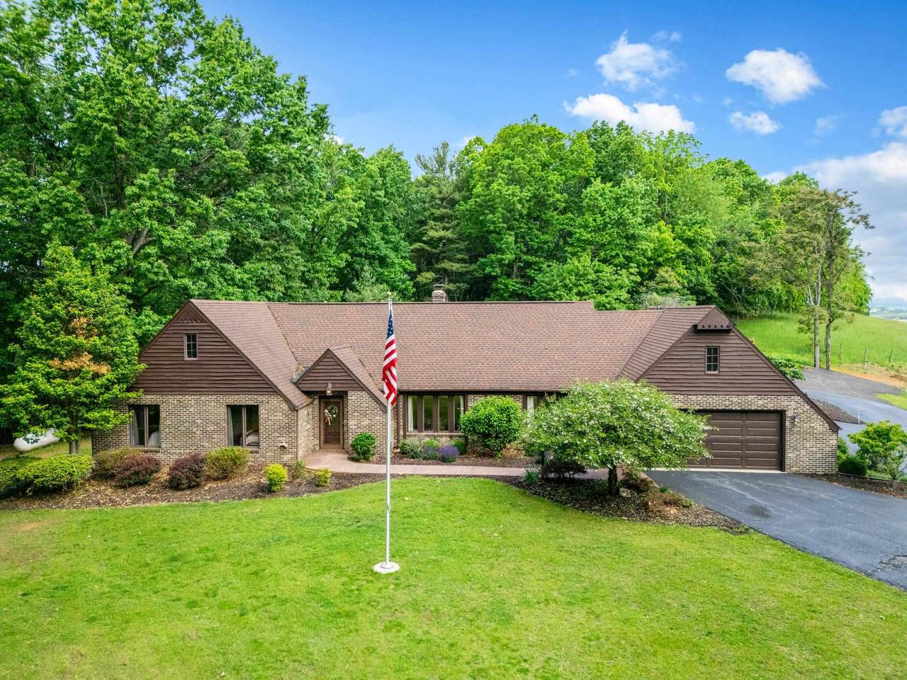 30 Scenic View Dr - Photo 1