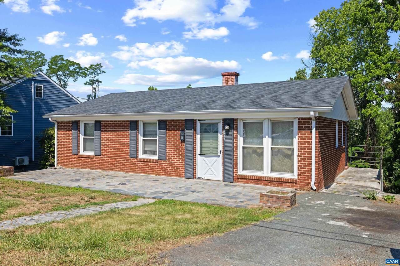 837 Ridge St - Photo 1