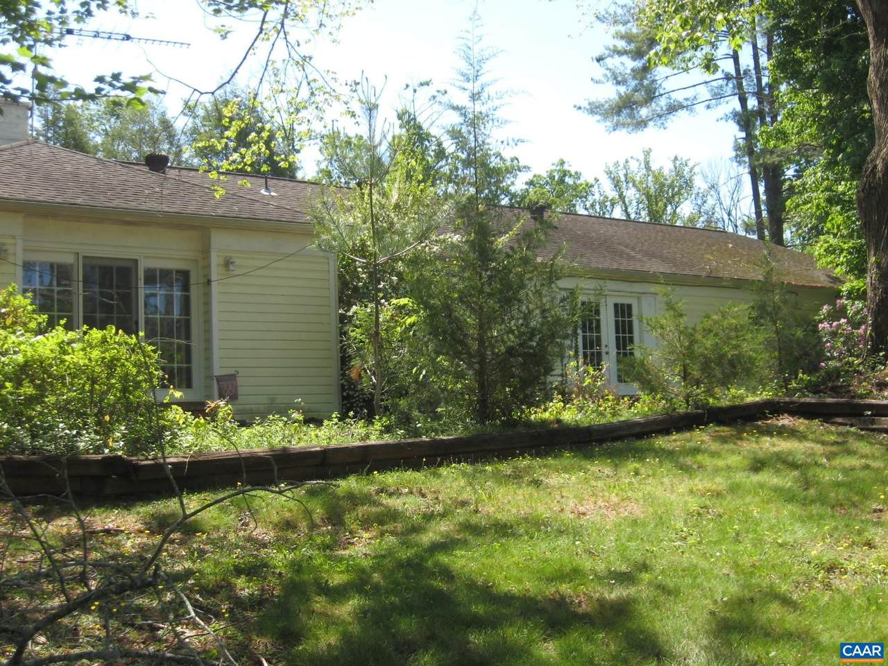 https://bt-photos.global.ssl.fastly.net/cville/1280_boomver_1_677382-2.jpg