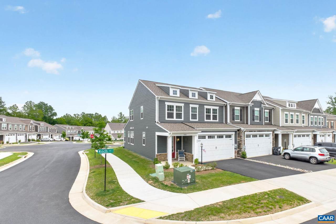 1630 Koch Ct - Photo 1