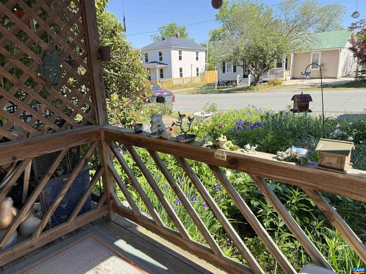 https://bt-photos.global.ssl.fastly.net/cville/1280_boomver_1_677595-2.jpg
