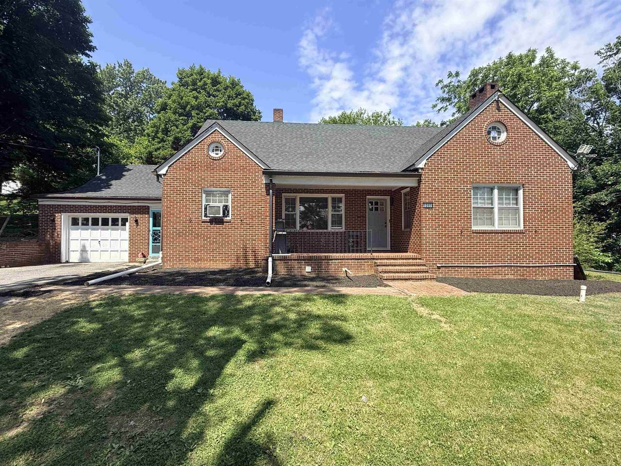 1341 Mt Clinton Pike - Photo 1