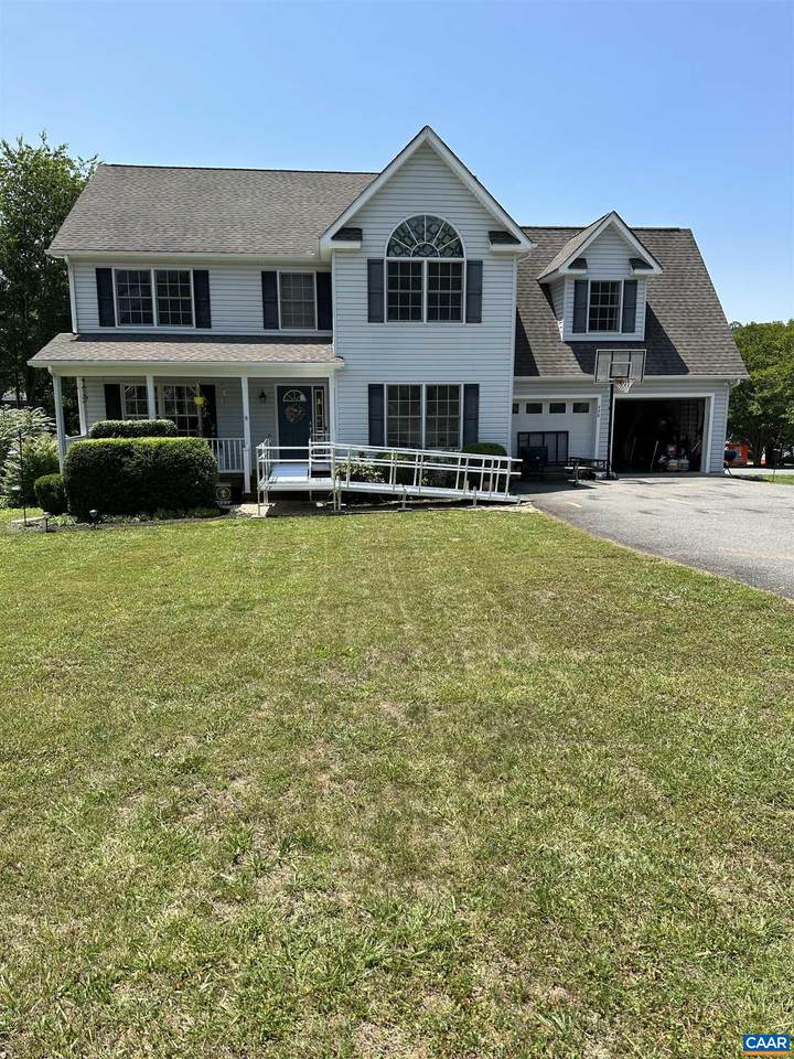 778 Jefferson Dr - Photo 1