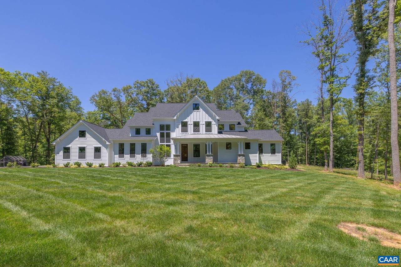 990 Broad Axe Rd - Photo 1