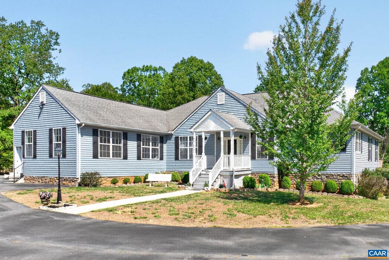 102 Happy Valley Rd - Photo 1
