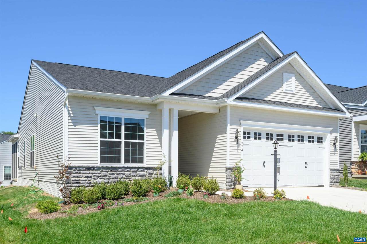 774 Four Seasons Dr - Photo 1