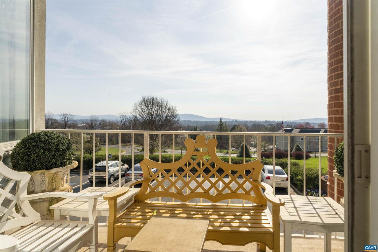 500 Crestwood Dr - Photo 1