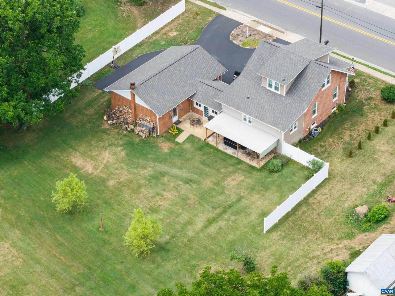 https://bt-photos.global.ssl.fastly.net/cville/1280_boomver_1_679417-2.jpg
