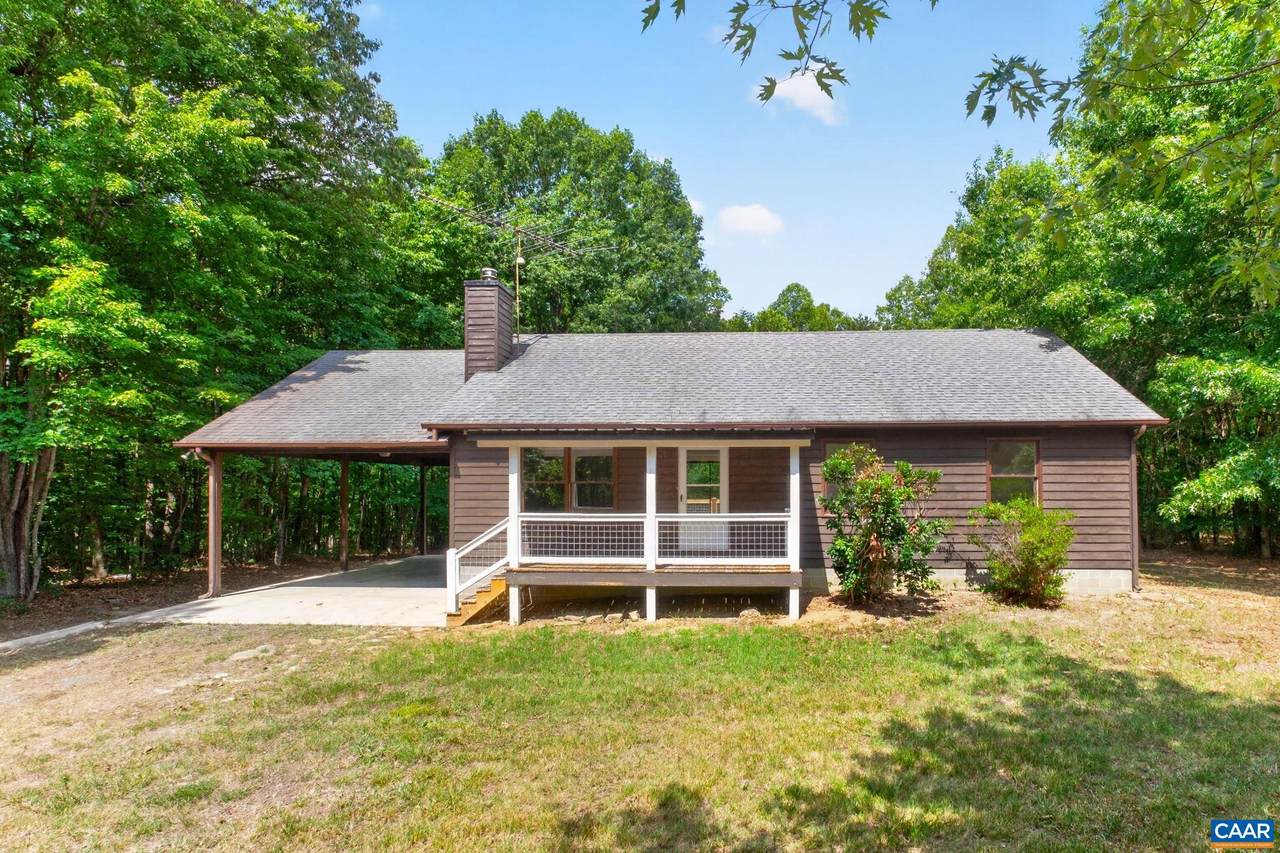 7124 Albevanna Spring Rd - Photo 1